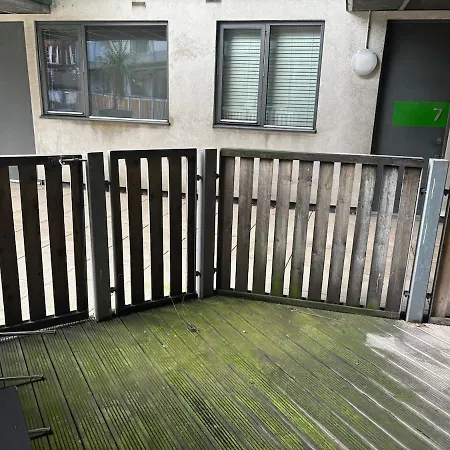 1 Bed Apartment- Centre Apartamento