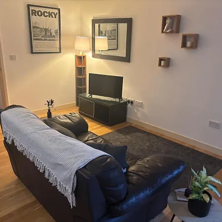 Apartment 1 Bed Apartment- City Centre
