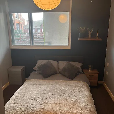 Apartment 1 Bed Apartment- City Centre *