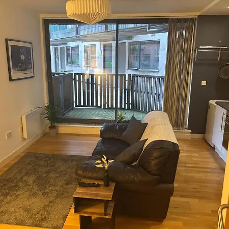 Διαμέρισμα 1 Bed Apartment- Centre *